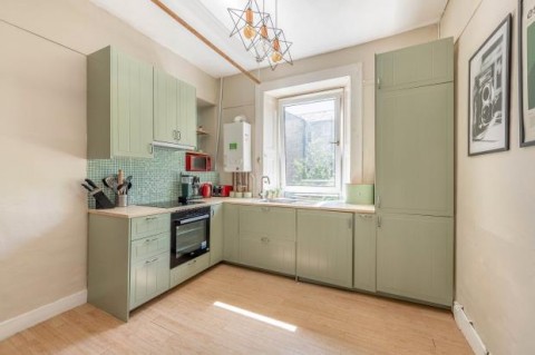 Click the photo for more details of Flat 3/2, West Graham Street, Garnethill, Glasgow City