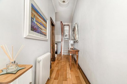 Click the photo for more details of King Edward Road, Jordanhill