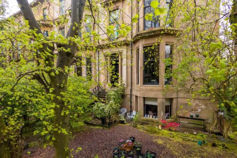 Click the photo for more details of Turnberry Road, Hyndland