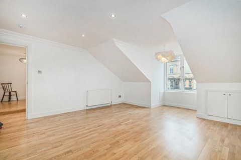 Click the photo for more details of Flat 4, Hamilton Park Avenue, Botanics, Glasgow