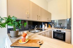 Images for 2/1, West Princes Street, Woodlands, Glasgow