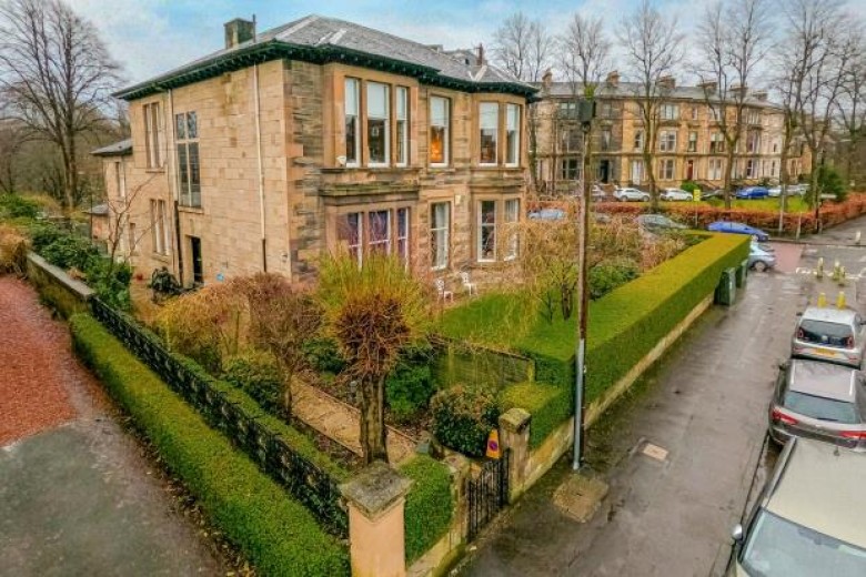 Click the photo for more details of Ford Road, Kirklee, Glasgow