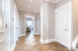 Images for 2/1, Lynedoch Place, Park, Glasgow