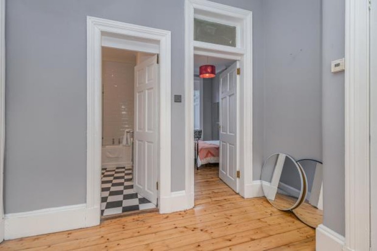 Images for Main Door, Thornwood Drive, Thornwood, Glasgow