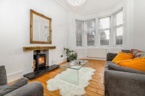 Click the photo for more details of Main Door, Thornwood Drive, Thornwood, Glasgow