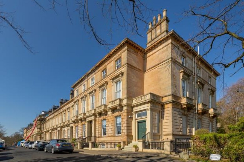 Click the photo for more details of Kirklee Terrace, Kirklee, Glasgow