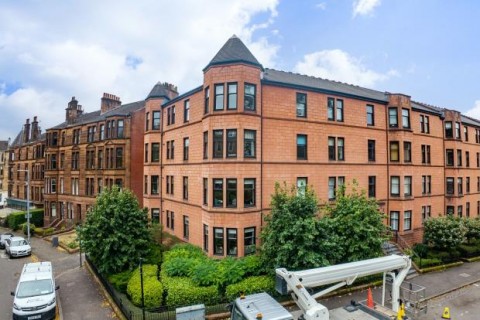 Click the photo for more details of 1/2, Kingsborough Gate, Hyndland, Glasgow