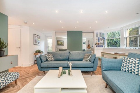 Click the photo for more details of Lorraine Gardens Lane, Dowanhill, Glasgow