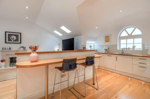 Click the photo for more details of Park Terrace East Lane, Park, Glasgow