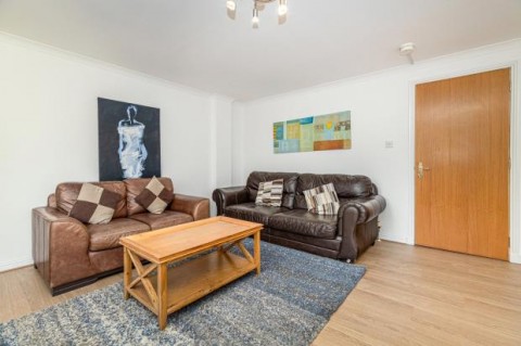 Click the photo for more details of Flat 3, Partick Bridge Street, Partick, Glasgow