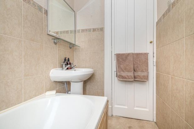 Images for 2/2, Crow Road, Jordanhill, Glasgow