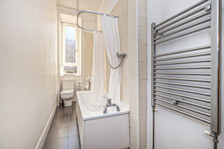 Images for 1/1, Thornwood Avenue, Thornwood, Glasgow