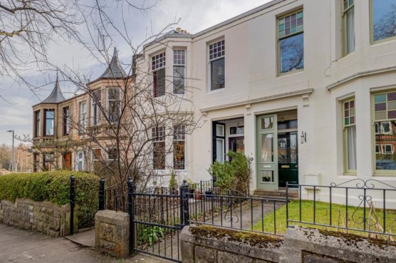 Click the photo for more details of Rowallan Gardens, Broomhill, Glasgow