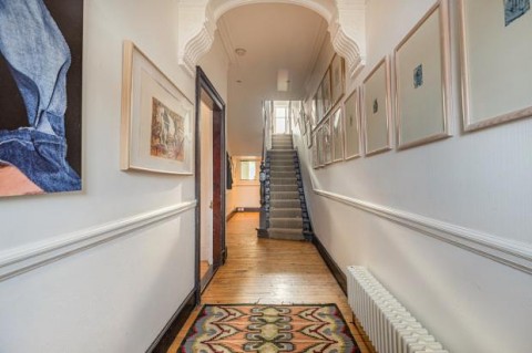 Click the photo for more details of Rowallan Gardens, Broomhill, Glasgow
