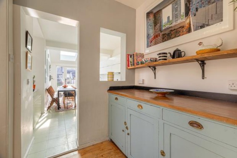 Images for Rowallan Gardens, Broomhill, Glasgow