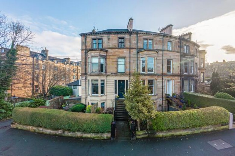 Click the photo for more details of 2/1, Rosslyn Terrace, Dowanhill, Glasgow
