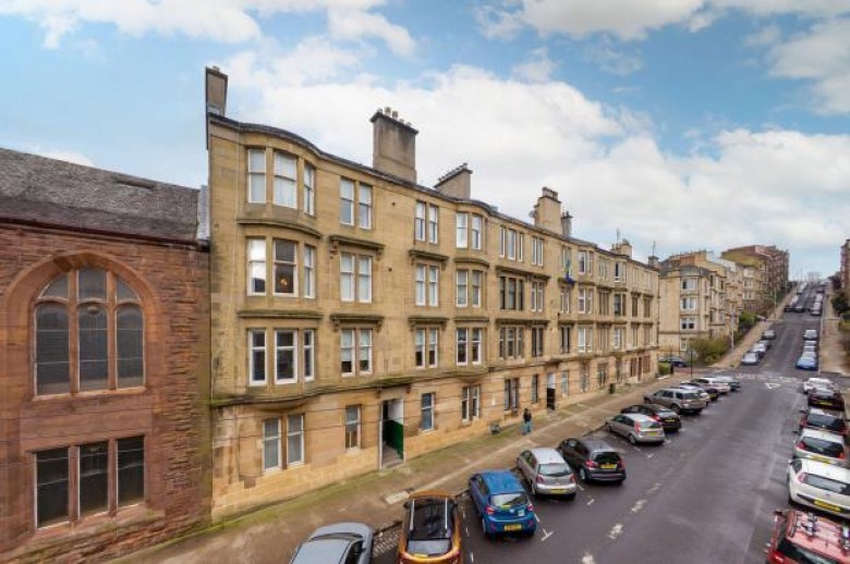 Click the photo for more details of 2/3, Gardner Street, Partick, Glasgow