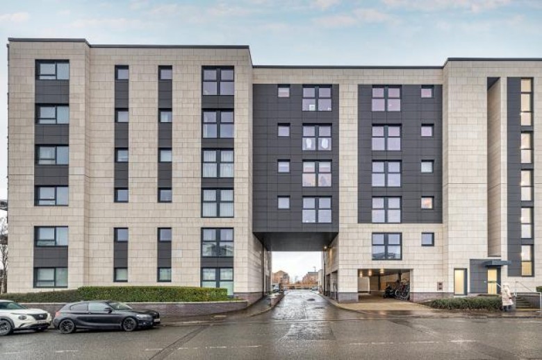 Click the photo for more details of 3/1, Minerva Street, Finnieston, Glasgow