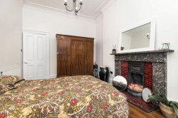 Images for 2/2, Holyrood Crescent, Kelvinbridge, Glasgow
