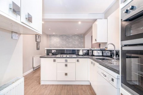 Click the photo for more details of Fifth Avenue, Jordanhill, Glasgow