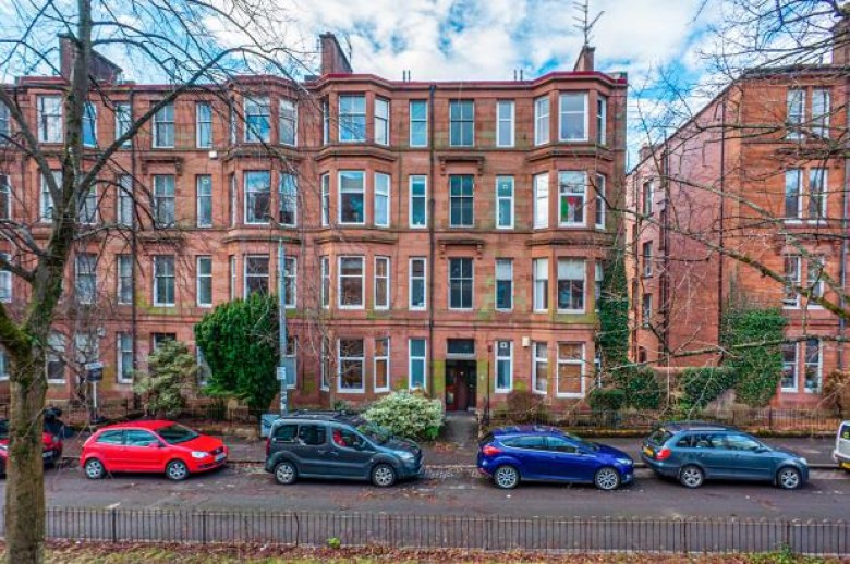 Click the photo for more details of 3/2, Airlie Street, Hyndland, Glasgow