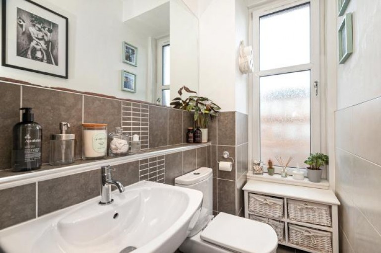 Images for 3/2, Airlie Street, Hyndland, Glasgow