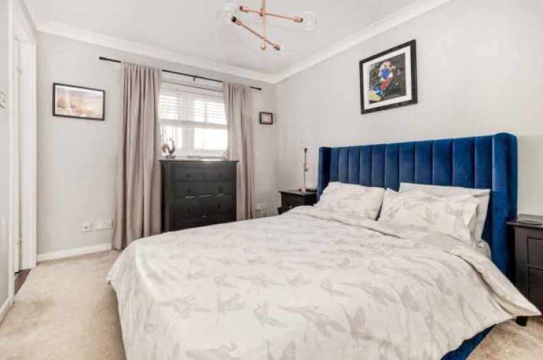 Images for 2/1, Knightswood Court, Anniesland, Glasgow