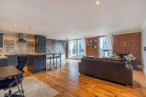 Click the photo for more details of Block F 4/1 The Bridge Apartments, Argyle Street, Glasgow, Glasgow City