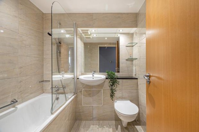 Images for Block F 4/1 The Bridge Apartments, Argyle Street, Glasgow, Glasgow City