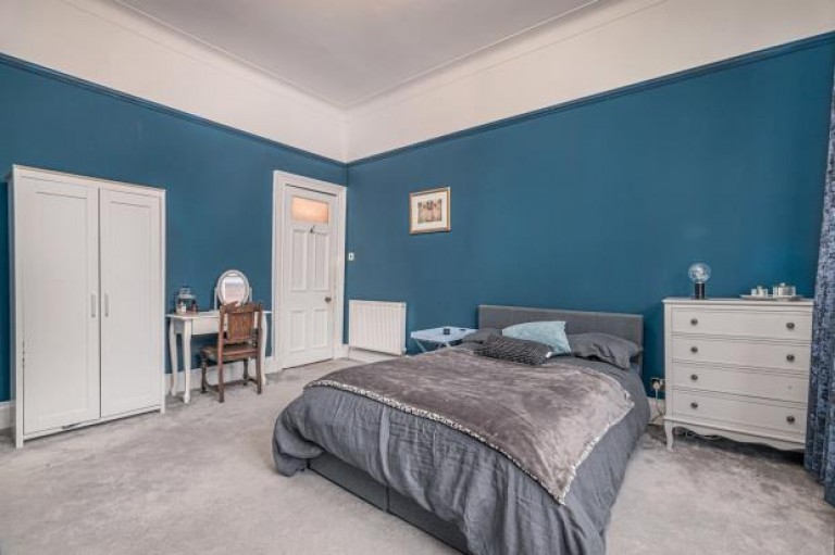 Images for 2/2, Highburgh Road, Dowanhill, Glasgow