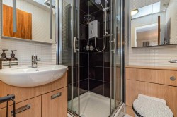Images for Hilton Gardens, Anniesland, Glasgow