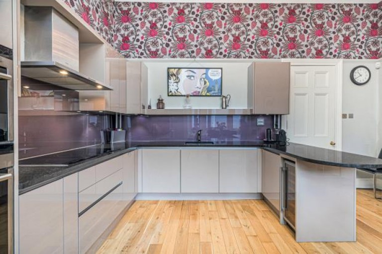 Images for 0/2, Lilybank Terrace, Hillhead, Glasgow
