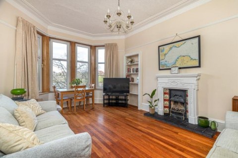Click the photo for more details of 2/2, Woodcroft Avenue, Broomhill, Glasgow