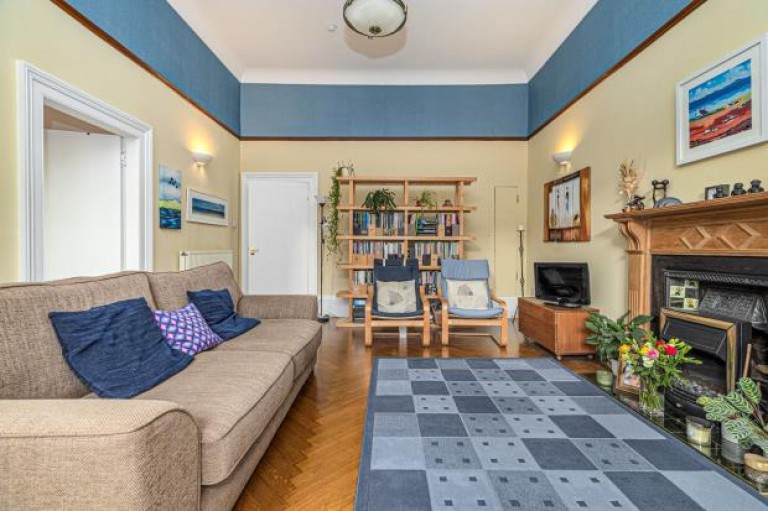 Images for 1st Floor, Holyrood Crescent, Kelvinbridge, Glasgow