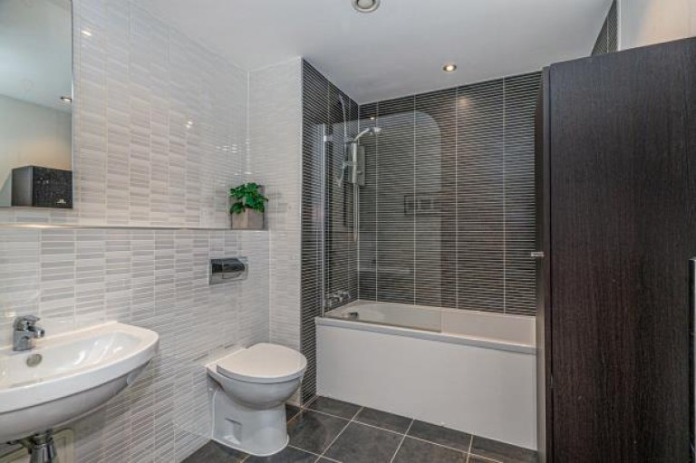 Images for 1/1, Kelvinhaugh Street, Yorkhill, Glasgow