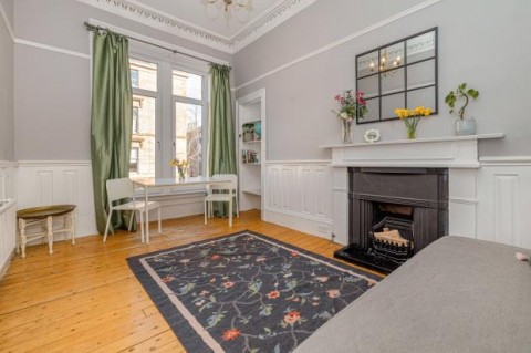 Click the photo for more details of 1/2, Turnberry Road, Hyndland, Glasgow