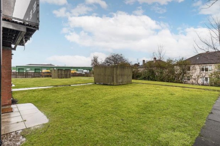 Images for 1/1, Strathblane Gardens, Anniesland, Glasgow