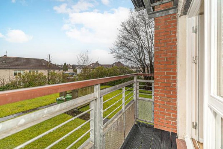 Images for 1/1, Strathblane Gardens, Anniesland, Glasgow