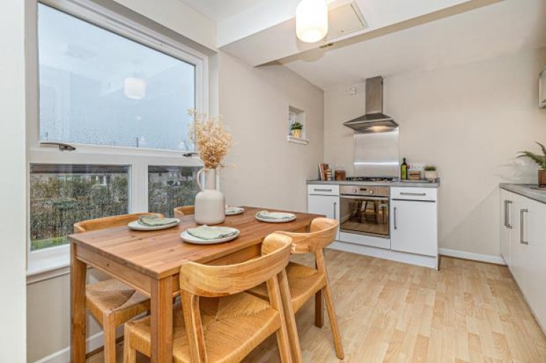 Images for 1/1, Strathblane Gardens, Anniesland, Glasgow