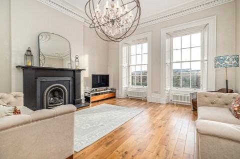 Click the photo for more details of 2/2, St Vincent Crescent, Finnieston, Glasgow