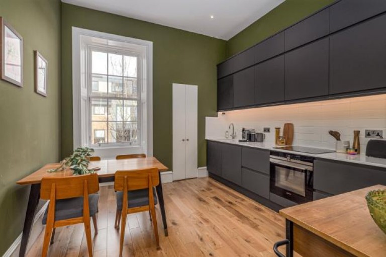 Images for 2/2, St Vincent Crescent, Finnieston, Glasgow