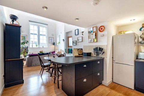 Click the photo for more details of 2/1, Yorkhill Street, Yorkhill, Glasgow