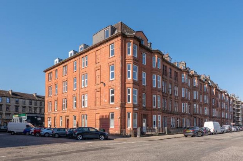 Click the photo for more details of 2/2, Gray Street, Finnieston, Glasgow