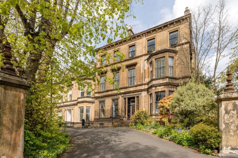 Click the photo for more details of 1/1, Crown Terrace, Dowanhill, Glasgow