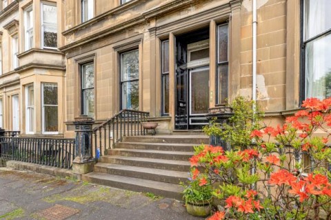 Click the photo for more details of 1/1, Crown Terrace, Dowanhill, Glasgow