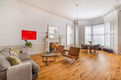 Click the photo for more details of 1/1, Crown Terrace, Dowanhill, Glasgow