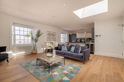 Click the photo for more details of Top Floor, Woodside Terrace, Park, Glasgow