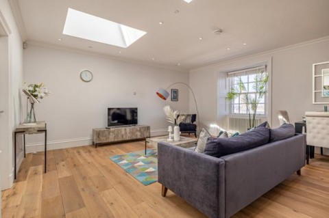 Click the photo for more details of Top Floor, Woodside Terrace, Park, Glasgow