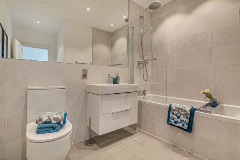 Images for Top Floor, Woodside Terrace, Park, Glasgow