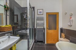 Images for 2/2, Southpark Avenue, Hillhead, Glasgow